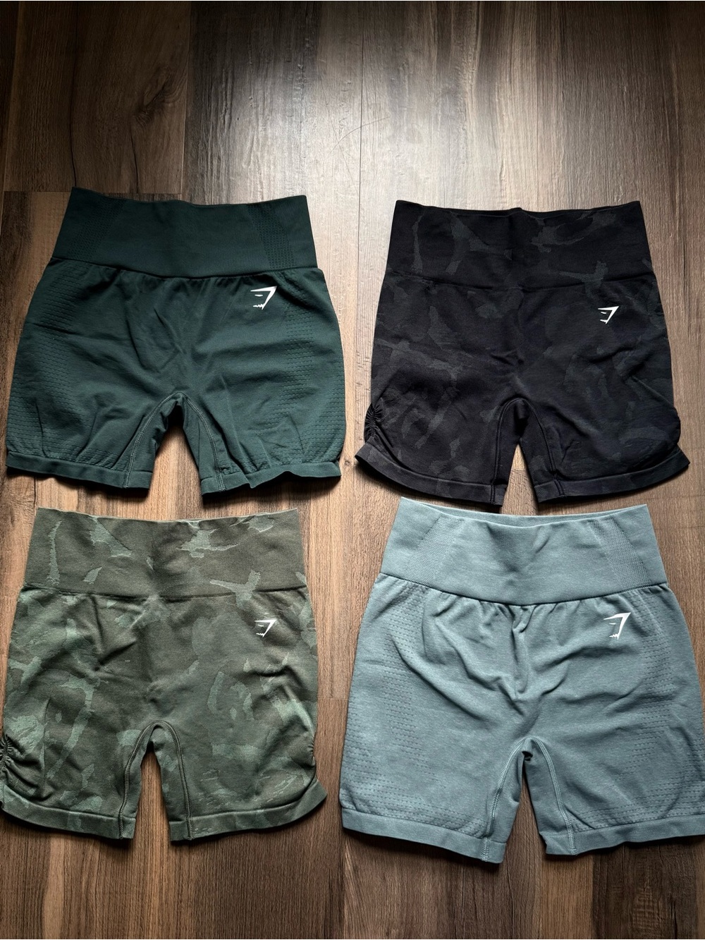 LOT OF 4 Gymshark Seamless Shorts - Picture 2 of 6